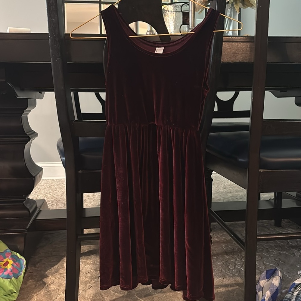 American apparel Luxurious Maroon Velvet Sleeveless Dress size 8